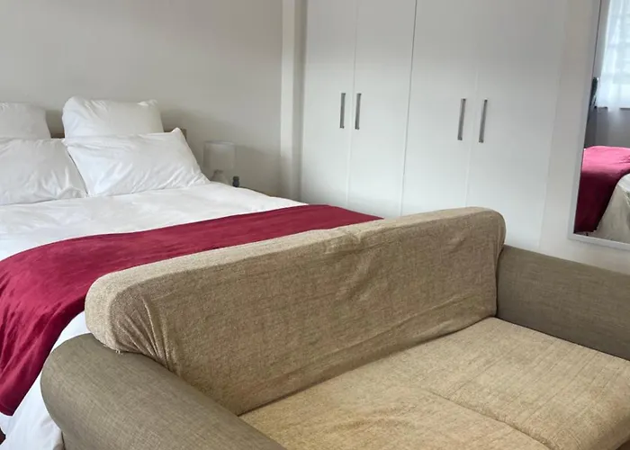 Tranquil 1-Bedroom In Rondebosch