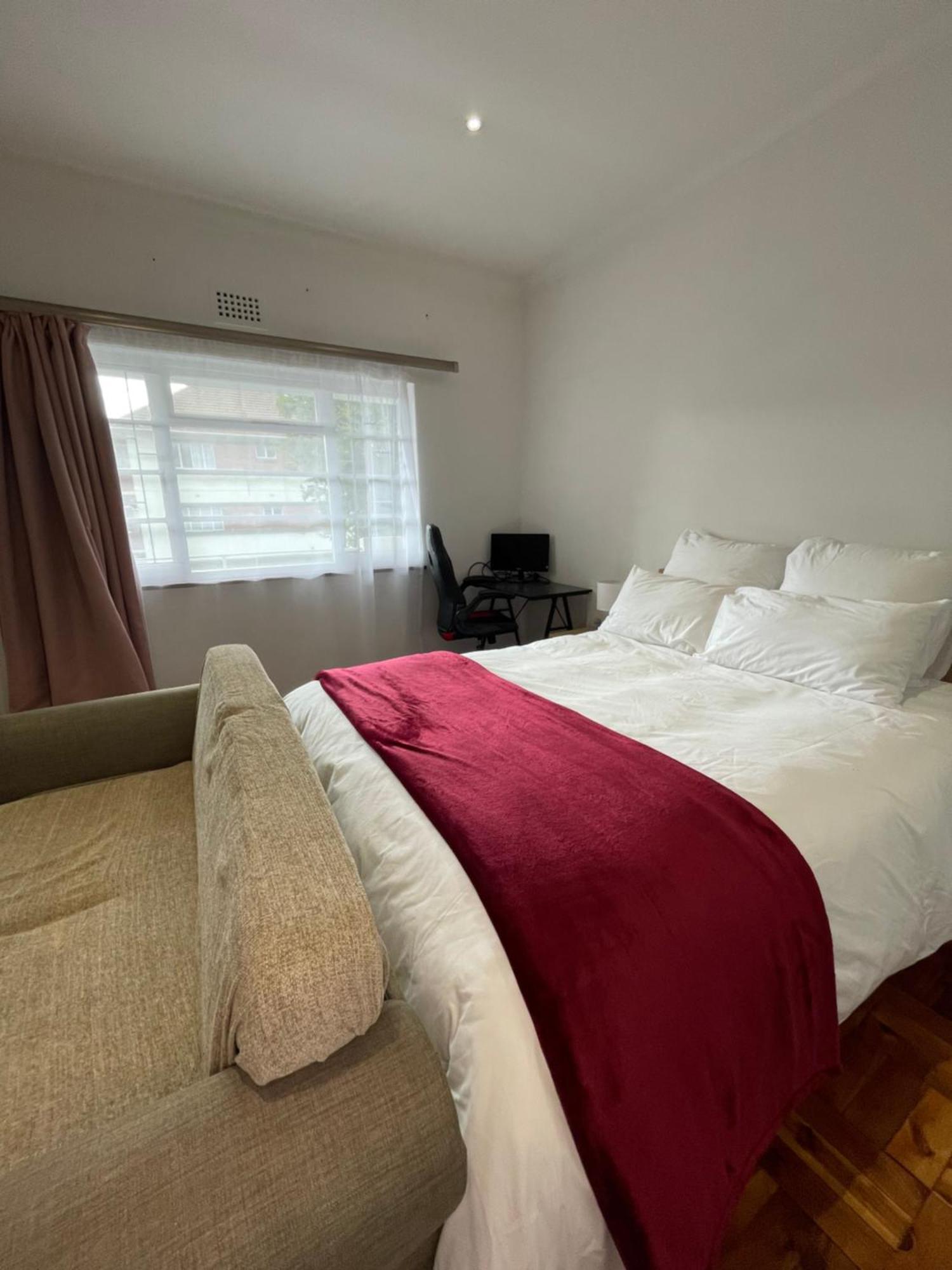 Tranquil 1-bedroom In Rondebosch