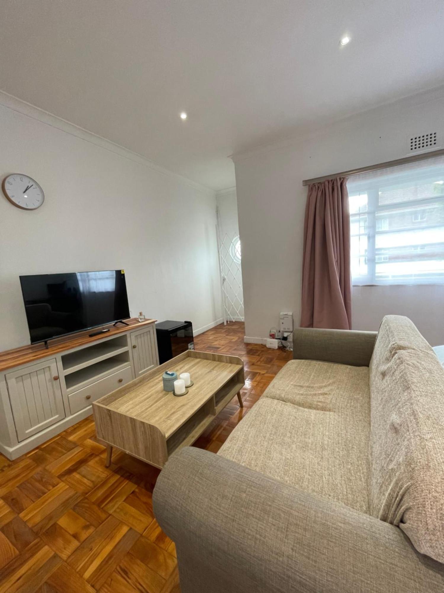 Apartment Tranquil 1-bedroom In Rondebosch *
